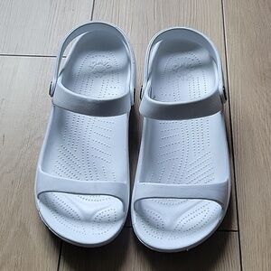 Dawgs Women's 3-Strap Sandals White Size 9